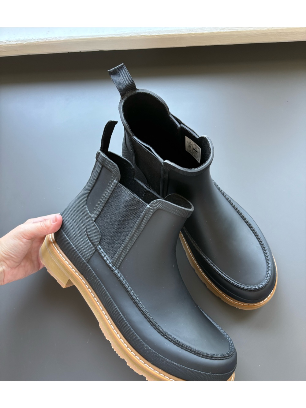 New Hunter Lightweight Mock Toe Chelsea Boot- Men’s 10 - Picture 2 of 8